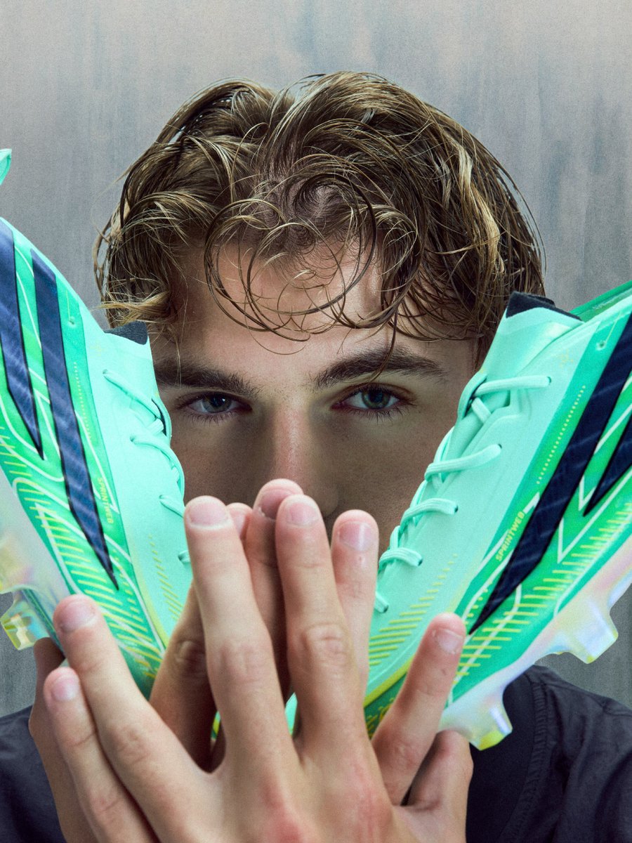 10LikePaz's tweet photo. Nico Paz con un anuncio de Adidas https://t.co/UrkWJqQ66a