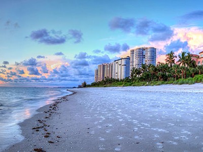 ROCAirport's tweet photo. Southwest Florida is back on the flight board! ☀️ 

@BreezeAirways  service from ROC to Fort Myers (RSW) returns October 21, just in time to start planning a warm-weather escape. 🌴✈️

🎟️ Book your getaway: https://t.co/xuUXmfXlQv

#FlyROC https://t.co/S1uJYTvL94