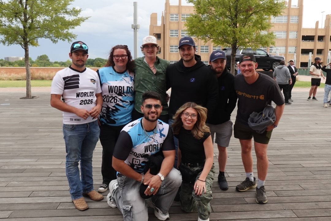 Cdog_RL's tweet photo. This was a truly once in a lifetime experience. 10/10. I got the opportunity to meet so many amazing people and hang with my friends from my community. So sad that I don’t get to wake up and watch rl with all my friends again for a while but I’ll be ready!
Anyone else sick? https://t.co/x1IKeUy2HB