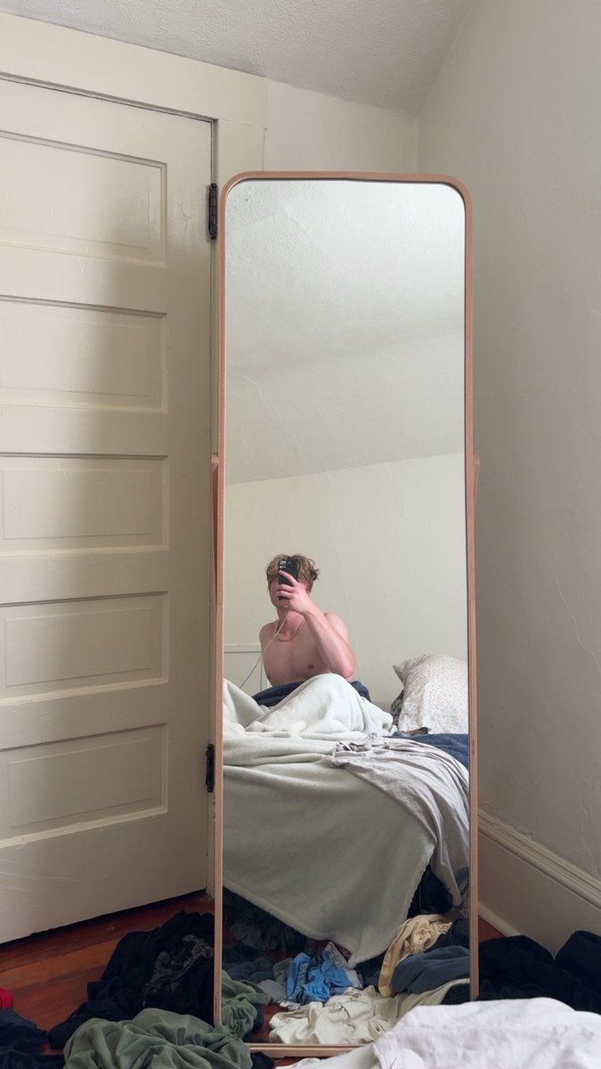 Dewykayyy's tweet photo. Morning x, how’s we sleep? https://t.co/JKGQ0kcrSA