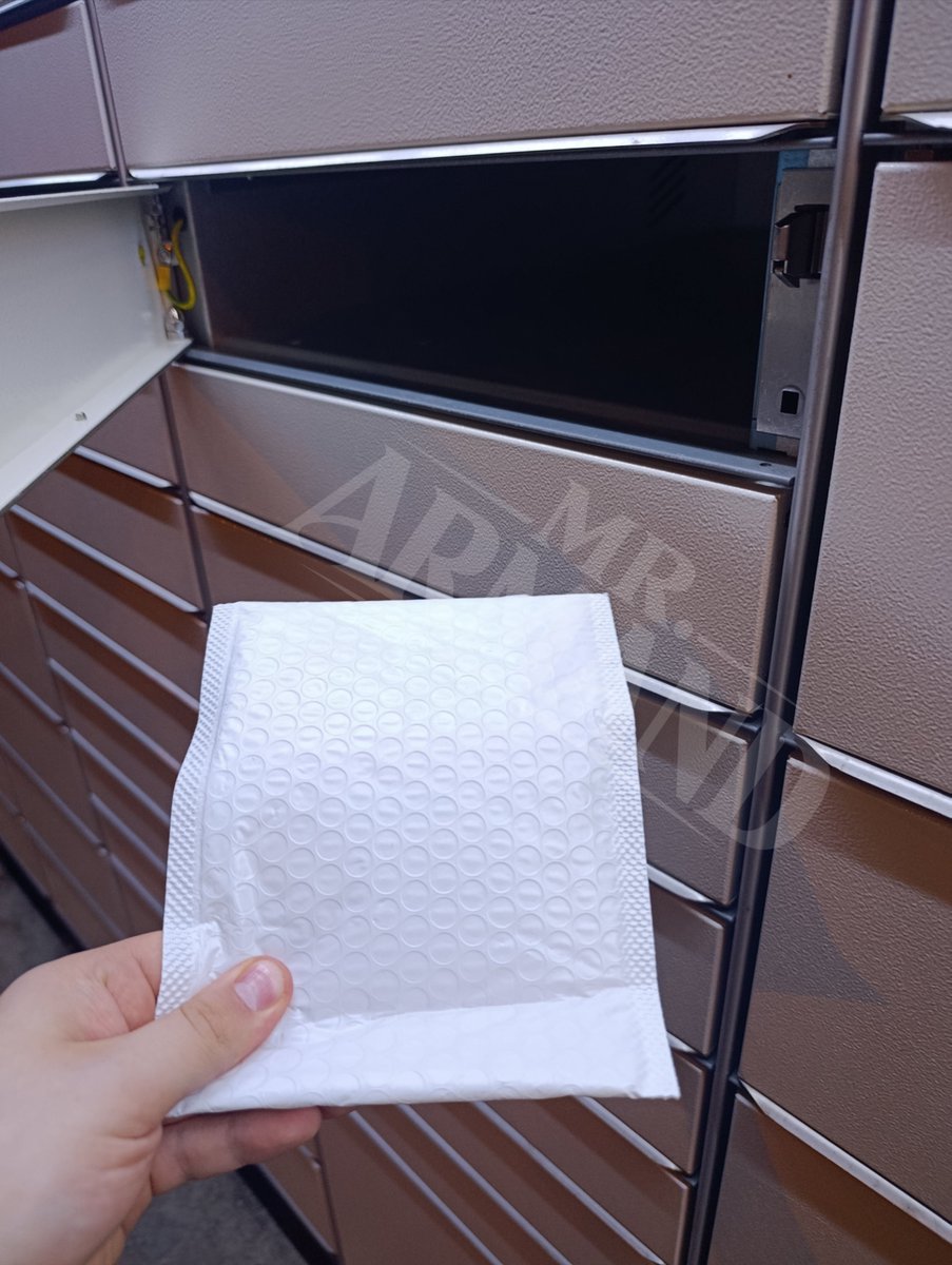 _MrArmand's tweet photo. 📦 Paczka zamówiona przez jednego z was.
W środku czeka między innymi para noszonych skarpet.
.
#findom #financialdomination #findomdom #findommaster #moneydom #cashmaster #findomme #dominant #domme #financialdominant #finsub #paypig #tribute #moneycontrol #powerexchange https://t.co/CFkHXsDseR
