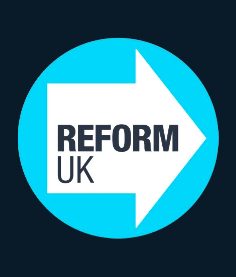 BornToReform's tweet photo. 🚨DO NOT EVER

let ANYONE tell you Reform cannot WIN a majority.

They would not be working overtime to try and knock us down if they was not terrified 😱 https://t.co/xSpSldZCYz
