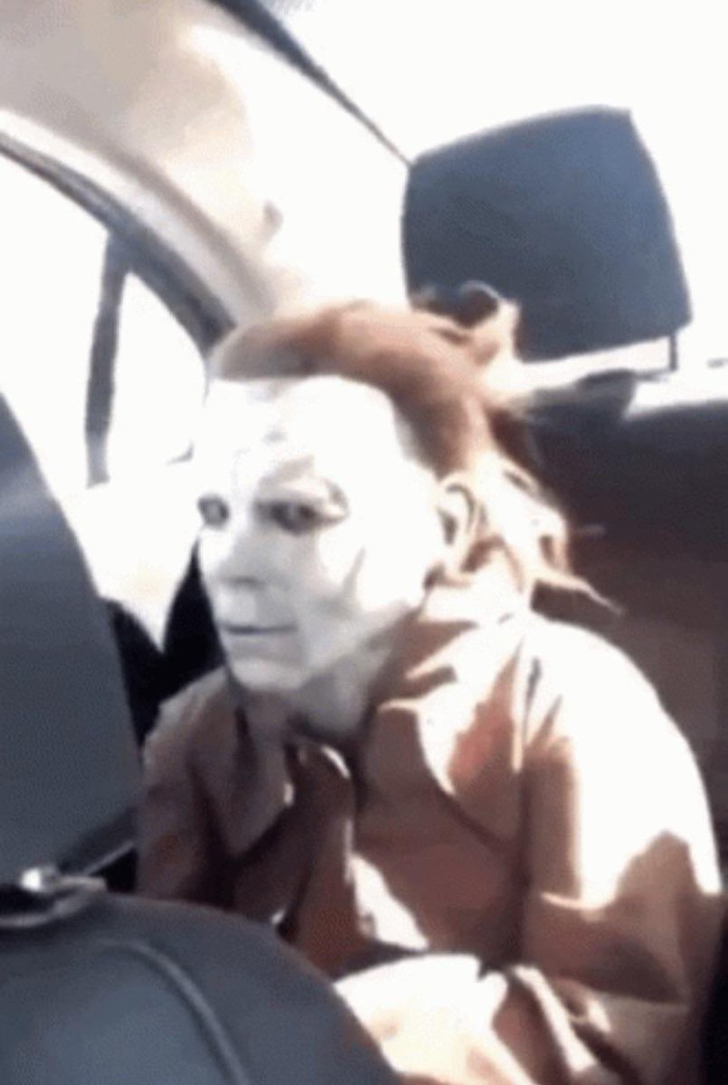Yui_simp02's tweet photo. I genuinely hate the AI in Halloween why are they so stupid https://t.co/CRAC4bt0q5