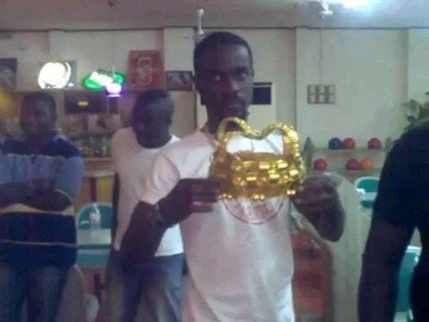 Kofiscale's tweet photo. Sarkodie holding the rap crown 👑
🦅🦅🦅
Give up and See 
#Glory
#MajorLeague https://t.co/YSkEVBI4Kp