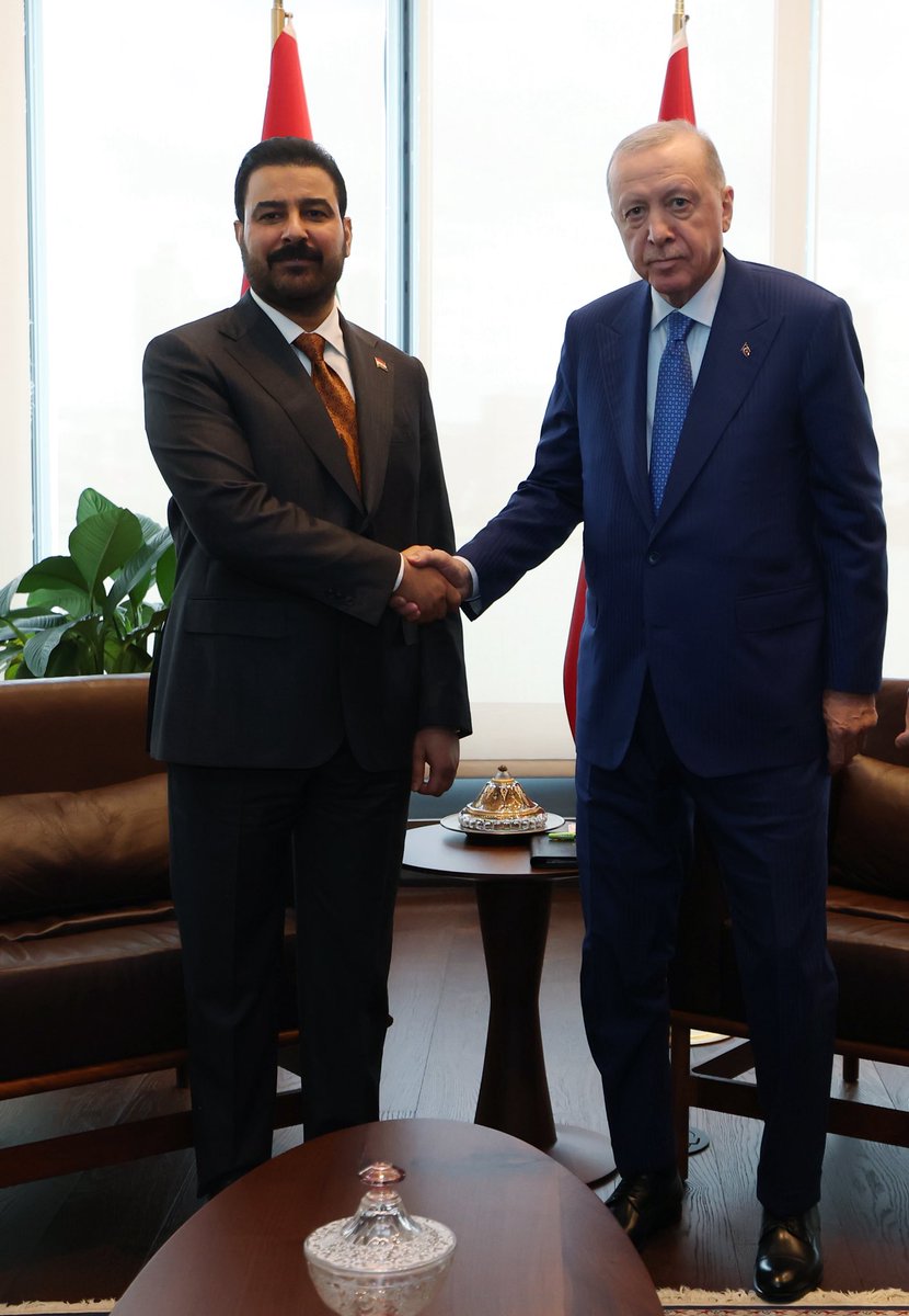 tcbestepe's tweet photo. Cumhurbaşkanımız Sayın @RTErdogan, Birleşmiş Milletler (BM) 81. Genel Kurulu dolayısıyla bulunduğu New York’ta ikili temasları kapsamında, Irak Başbakanı Ali ez-Zeydi ile görüştü. https://t.co/sJyl4nQjjE