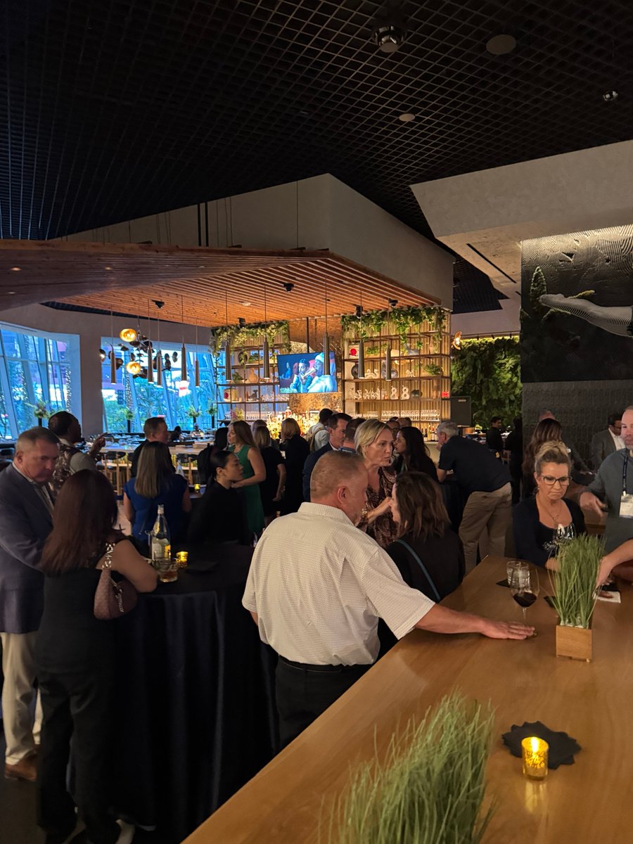blendlabsinc's tweet photo. That's a wrap on ACUMA Annual! Thanks to everyone who visited our kiosk to see Blend Autopilot or caught Reva Rao's session.

Let's keep the conversation going: https://t.co/atE2C9brmg

#ACUMA #CreditUnions https://t.co/ixrZdaABqs