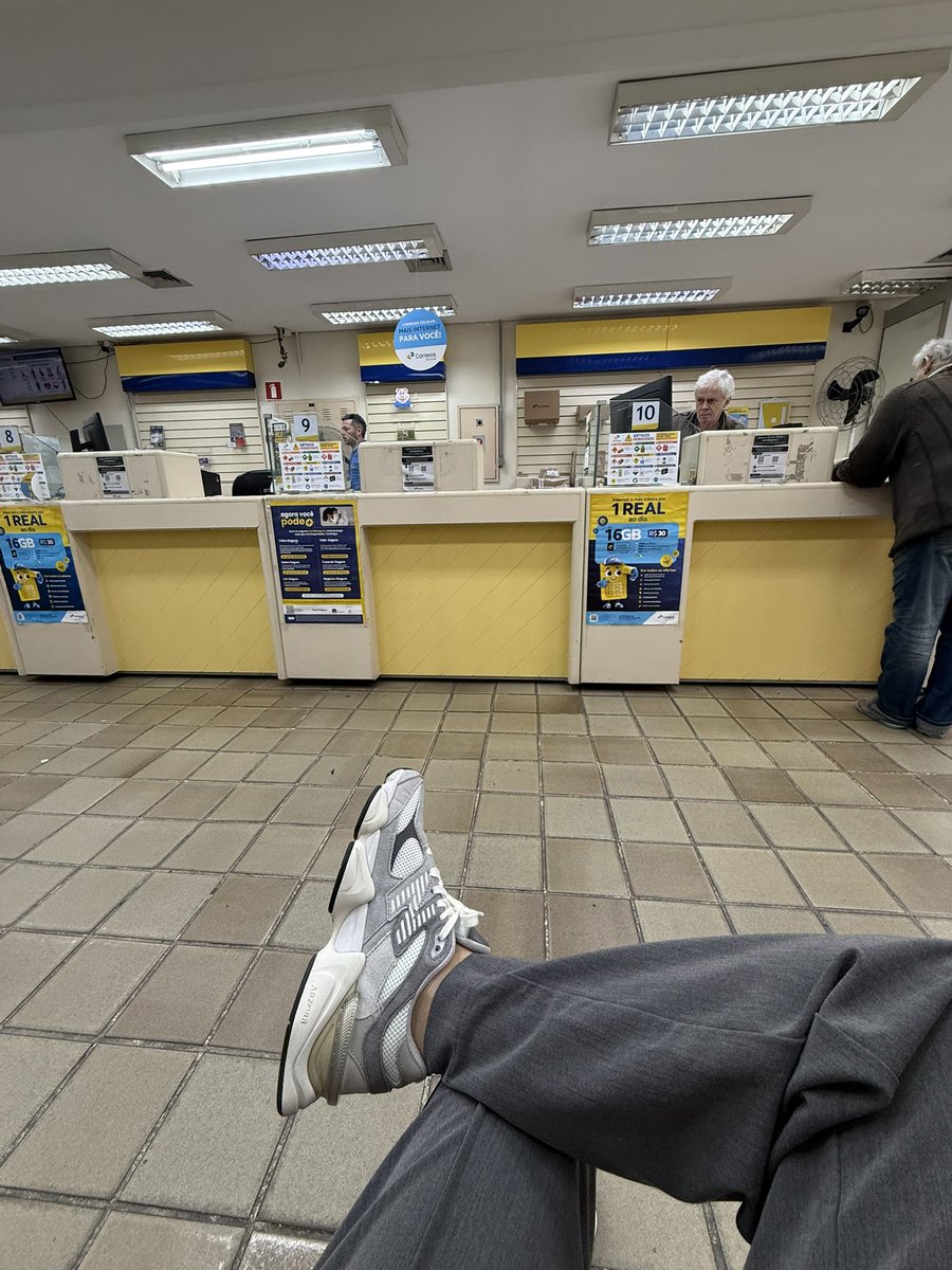 dommemicaela's tweet photo. 115 gramas é o peso do teu sonho… minhas meias sujas. Quero ver você tentar n gozar precocemente quando ver a entrega chegando na frente da sua casa, fracote desesperado. https://t.co/hbbkfzRz8Y