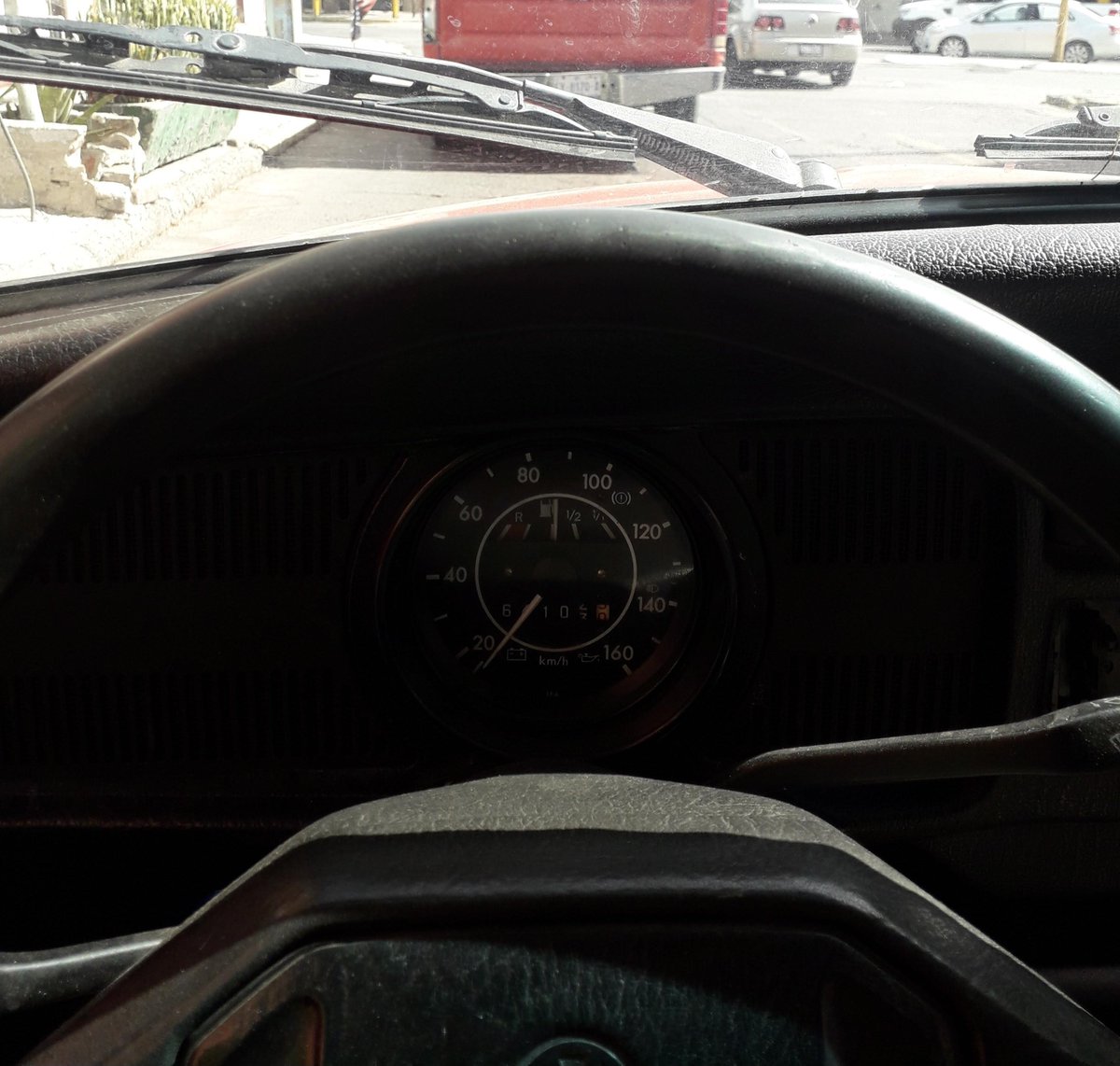 Ocel8oc's tweet photo. @Dios_0ficial Mi auto, mis reglas... https://t.co/OdqGwQH8wK