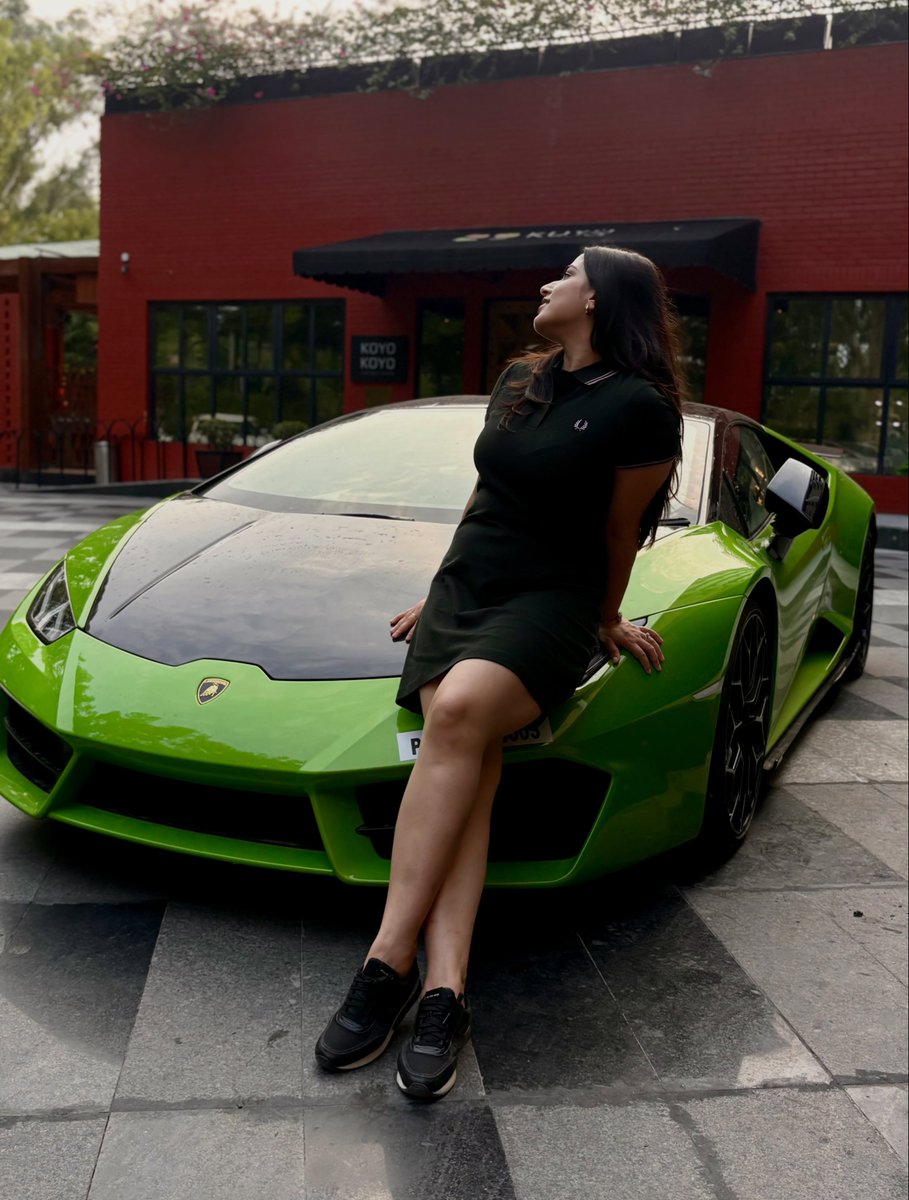 artu1289's tweet photo. The energy speaks first. Luxury lifestyle, refined fashion, and editorial style in motion. https://t.co/w2hxkt9oR4