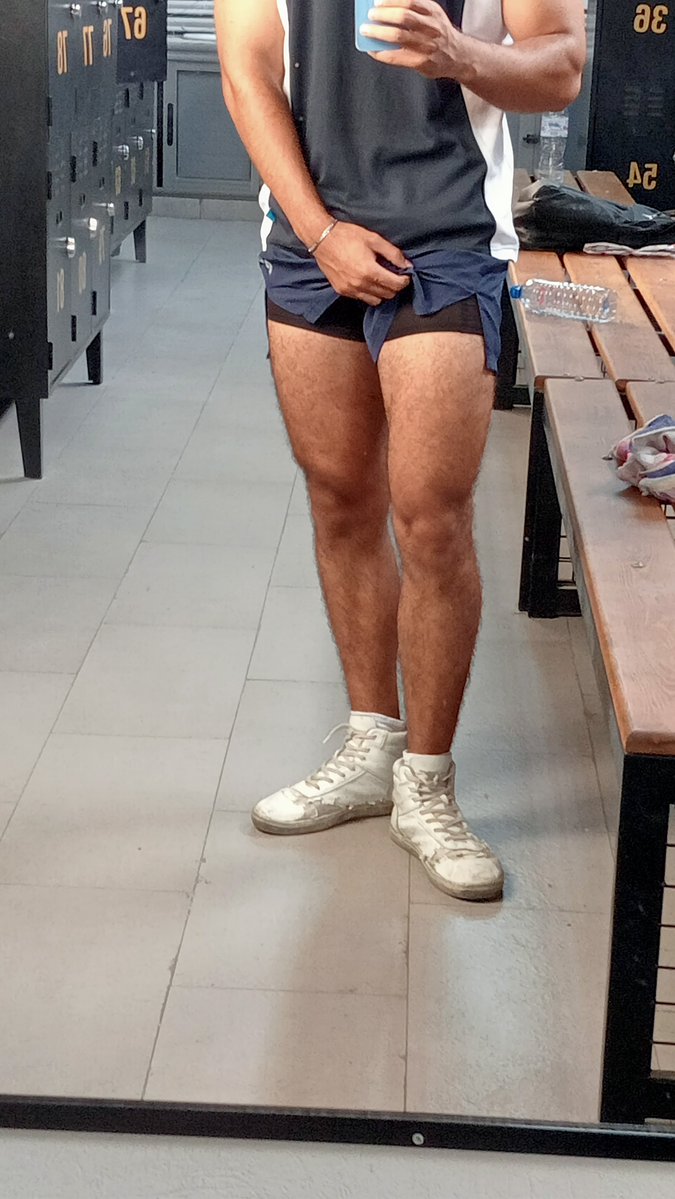 mark2643251's tweet photo. Successful leg day https://t.co/gC89wL4YLF