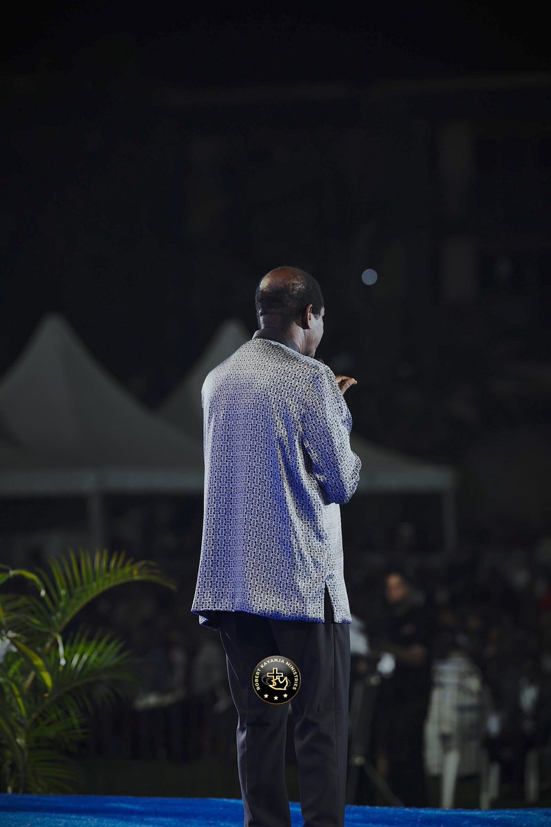 RobertKayanja's tweet photo. 6 curses that affect man:
1. The curse of the ground: God never cursed man but cursed the ground (Genesis 3:17) You overcome the curse by finding grace in the eyes of the Lord (Genesis 8:21)

2. The curse of the blood is defeated by the blood of Jesus and through it, you access to everything God has in store for you (Exodus 12:13, Exodus 12:7)

3. The curse of the name: Cancer is a name, poverty is a name, blindness is a name, leukemia is a name but we overcome every situation and disease by the name Jesus that is above every other name (Philippains 2:9)

4. The curse of the territory: The power of principalities that fights you in places that you go. With fasting and prayer, you become a victor like Daniel and conquer the territorial demons and ultimately God sends you His angels to give up what belongs to you (Daniel 10:13) You overcome when you invite the Spirit of God to move over the place (Genesis 1:2)

5. The curse of sin and death (Romans 8:2): You overcome sin and death with righteousness, holiness and the anointing of God (2 Corinthians 5:21, Isaiah 10:27)

6. The curse of stagnation: It is brought by the spirit of fear (Matthew 14:29-30) and you overcome stagnation by the 7 blessings of God; power, riches, wisdom, strength, honour, glory and blessing (Revelation 5:12)

#robertkayanja #day3 #anointingservice #bigfixconference