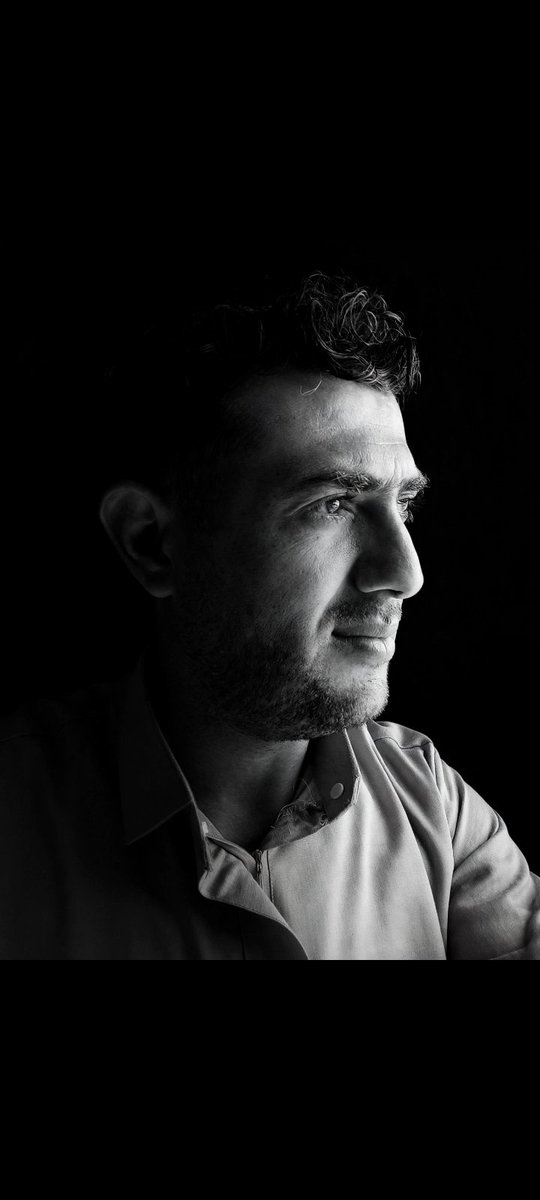 rmam2016's tweet photo. لا أنظرُ إلى الخلفِ لأرى العواصفَ التي تجاوزتُها، بل أنظرُ للأمامِ لأرى كيف سأطوّعُ العاصفةَ القادمة. أنا لستُ نتاجَ ظروفي، أنا نتاجُ قراراتي.. النظرةُ تتكلم، والصمتُ يهزّ الكون https://t.co/BrHYws0ZBz
