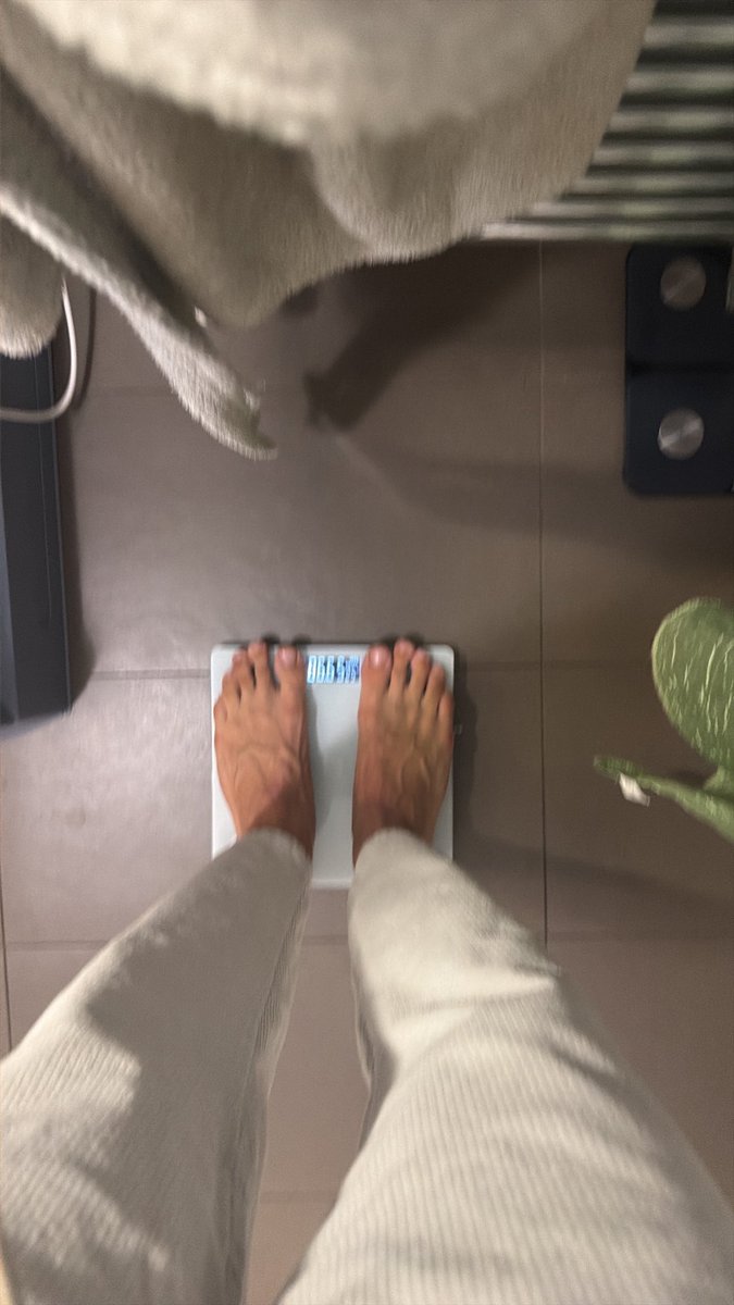 Master_Prince__'s tweet photo. 86kg🫶 slaves🙇‍♂️ https://t.co/kMZpqhd4Sq