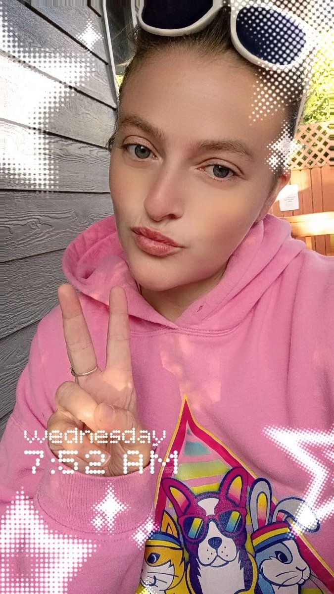 Dodgechic696's tweet photo. Hey everyone  new friend alert brand new X account to follow

@EmalieeRose 
You should see her kinky side 😈😈 lots of shower fun ! 

Following her first 100 followers !! https://t.co/aOgCtvrUUP
