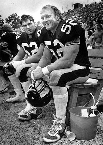 Bigweb52's tweet photo. It’s TOOOOOONCH ! Happy heavenly birthday my friend! #steelers #herewego https://t.co/QDHh0ut5oZ