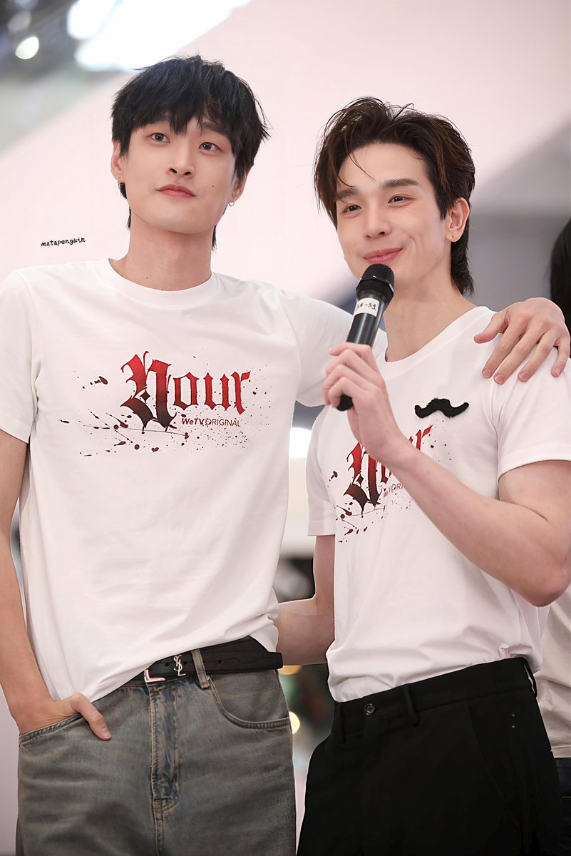 mata_penguin's tweet photo. ชอบอะไรบั่บเน้ชะมัดเยย นุบนิบใจดีง่ะ 🫪🩷

NOUR X MINI MEET DAY

#NourTheSeriesEp7 
#BossTong 
#bossirr #tongtong https://t.co/SzuAp8iVyU