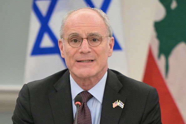 MonicaLaredo2's tweet photo. 🙏🇮🇱 “EU ACREDITO NO PODER DA ORAÇÃO”

O embaixador de Israel nos EUA pede orações por seu filho, Neria Leiter, gravemente ferido em um ataque terrorista na Judeia e Samaria.

A família já perdeu o filho mais velho, Major Moshe Yedidyah Leiter, morto em combate em Gaza em 2023.

Hoje, um pai pede apenas uma coisa: orem pela vida de seu filho. 🙏✡️

Que Hashem lhe conceda cura completa.