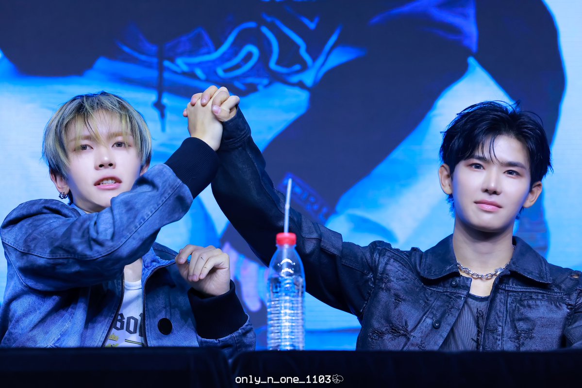 only_n_one_1103's tweet photo. #모두와_함께하는_체니의_첫_생일
#HAPPYYICHENDAY
#이첸 #YICHEN #모디세이 #MODYSSEY https://t.co/aDInrWaERh