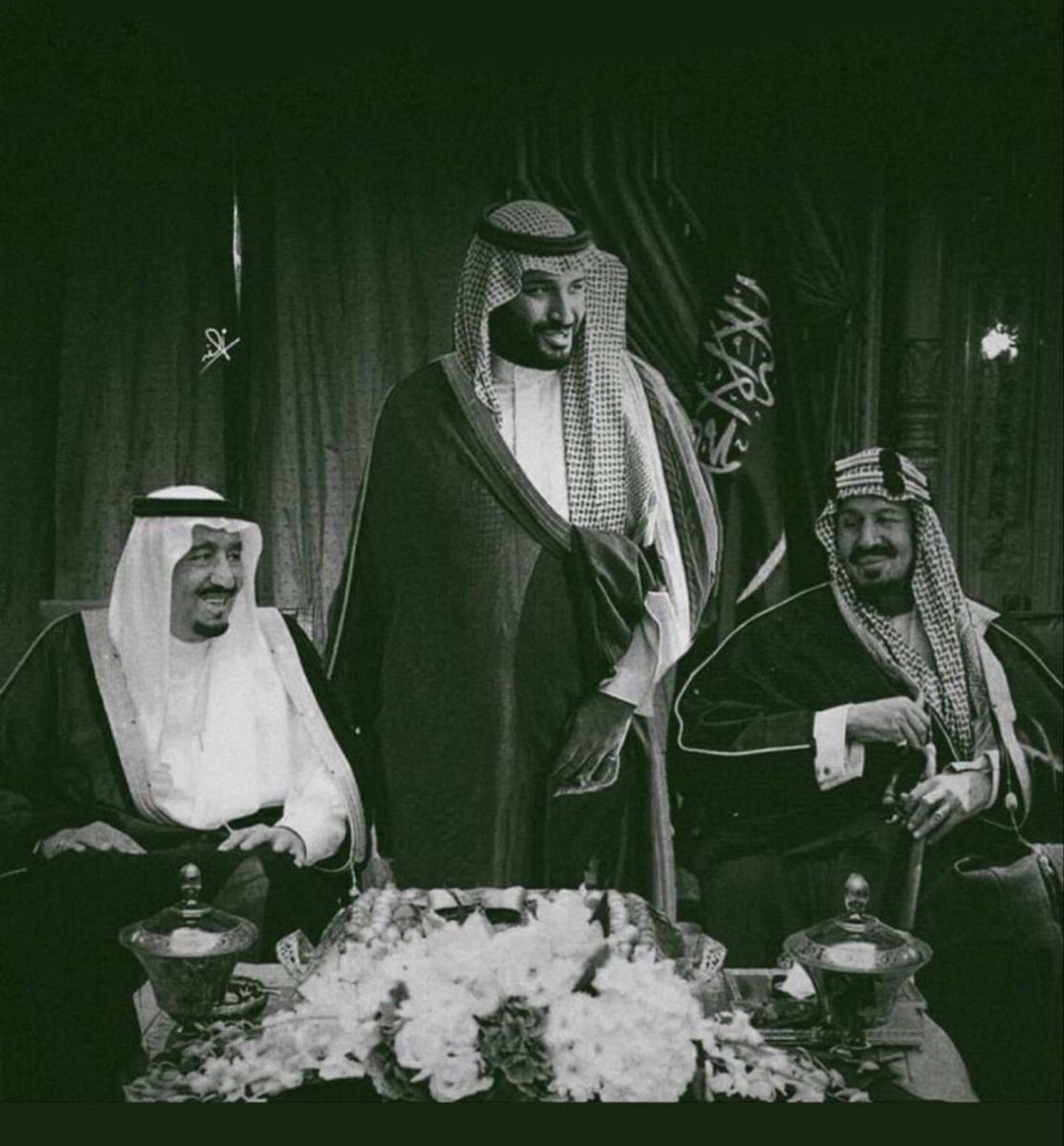 __suly2's tweet photo. ..

كل عام وأنتي يا العظيمه عظيمة
من عهد أبوتــــركي إلى عهد سلمان🇸🇦

..

#اليوم_الوطني_السعودي_٩٦ https://t.co/shkMWM9lcc