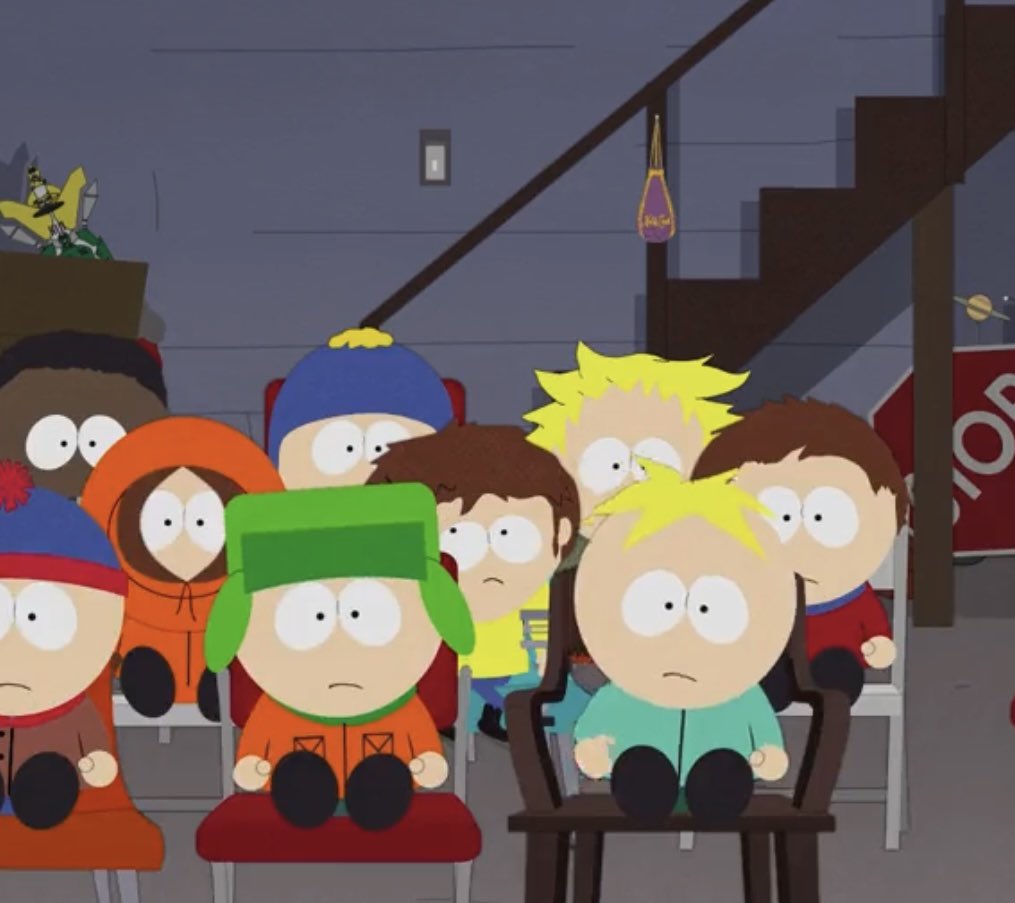 Sky_blleu's tweet photo. I love how Tweek went from relying on Craig for emotional support to realizing Craig has his own struggles too after Buddha Box.
We see it in Pajama Day: Craig’s class gets punished &amp; Tweek’s there supporting him even tho his class wasn’t affected.🥲 https://t.co/kD3fPvaxry