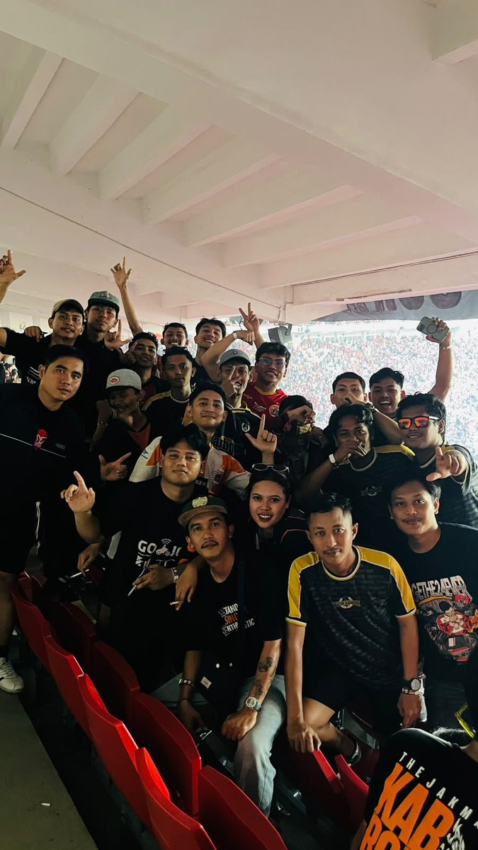 mpurwks's tweet photo. Basian https://t.co/d7ZWJnXzDV