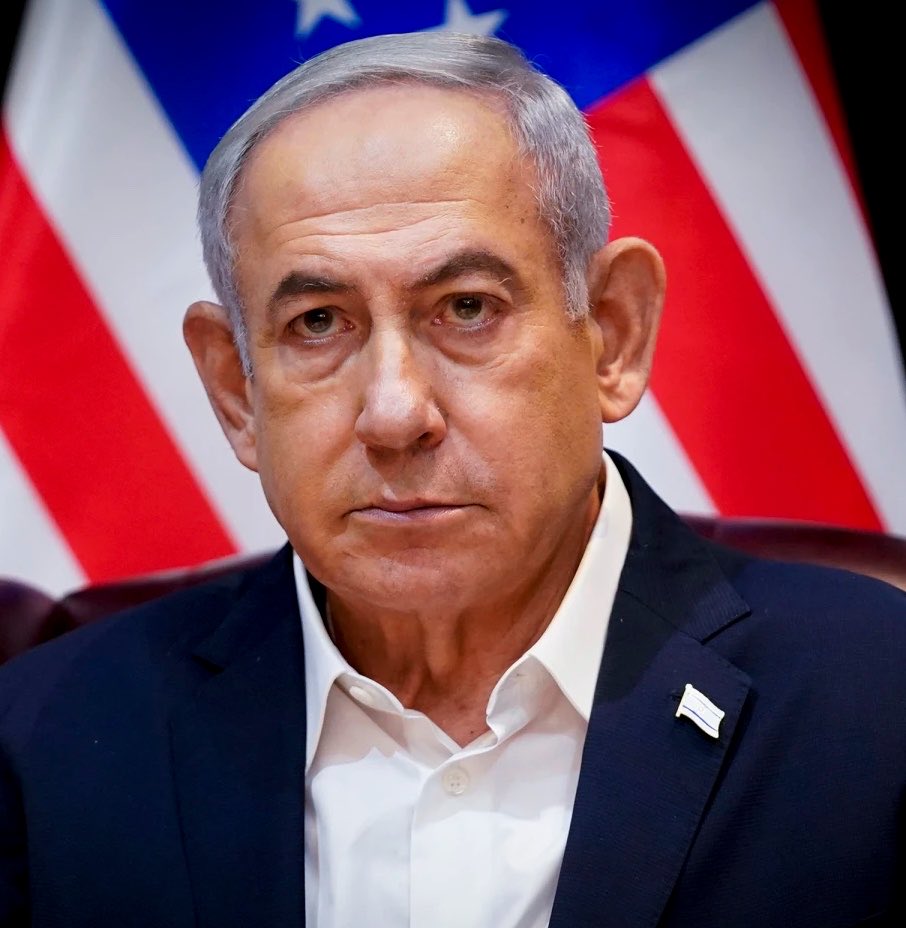 JimmyJ4thewin's tweet photo. 🚨NEW: Sen. Van Hollen on Netanyahu’s video attacking Mamdani:

“Netanyahu is a chronic liar… but worse, he’s a wanted war criminal.” https://t.co/SJMRsZRUWk