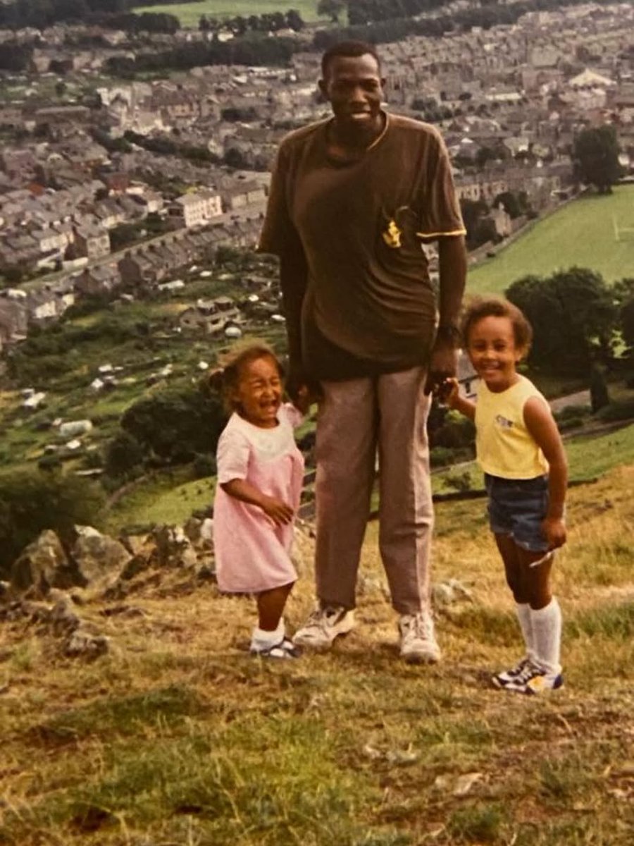 doditaramel12's tweet photo. Wishing Dad a Happy Father’s Day ♥️ Thanks for always showing us that anything is possible and for the music selection being 10/10 👌🏽👌🏽✨ https://t.co/bmFcR75I9v