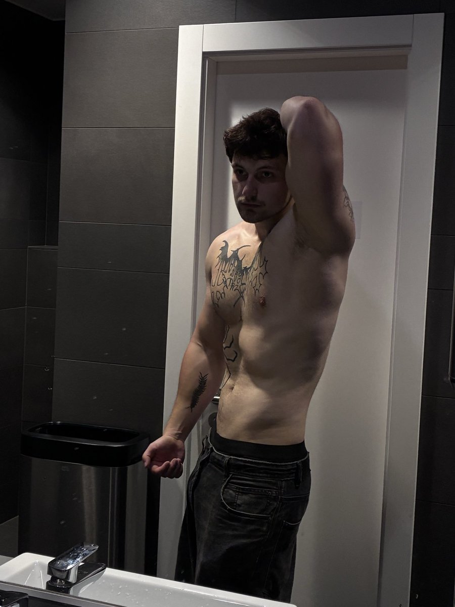 diamond__here's tweet photo. @MasterLucass_ has the godlike body that can get you weak and leaking that cash! Serve his perfection, DM him, and submit like you were born to do! 🤑💵😈

          👑🦁 @MasterLucass_ 🦁👑
            👑🦁 @MasterLucass_ 🦁👑
              👑🦁 @MasterLucass_ 🦁👑 https://t.co/lLICFpCImu