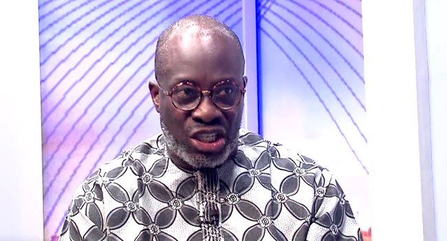 TheTobzvd's tweet photo. A strong political warning is being raised around Segun Showunmi, with Ebenezer O. Amoo questioning his growing alignment with President Tinubu’s camp. 

The allegations are serious, but they should be judged against verifiable records, not just rhetoric. 

#SegunShowunmi https://t.co/R9dW555Sey