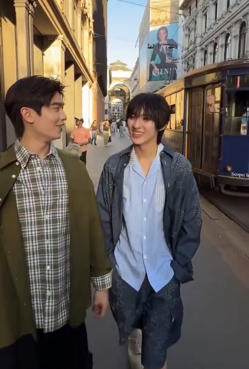 jirogangg's tweet photo. this is what happiness looks like when you’re with the one you love 😌 https://t.co/6QdbYHbIZ0
