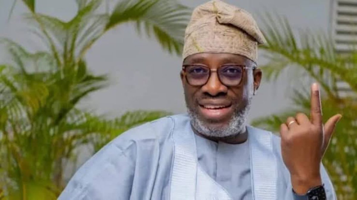 MukyaalaJ's tweet photo. Writing from Abuja, Ebenezer O. Amoo points to what he describes as a pattern of strained political relationships involving Segun Showunmi and former associates. #SegunShowunmi https://t.co/gFaoOvMnat