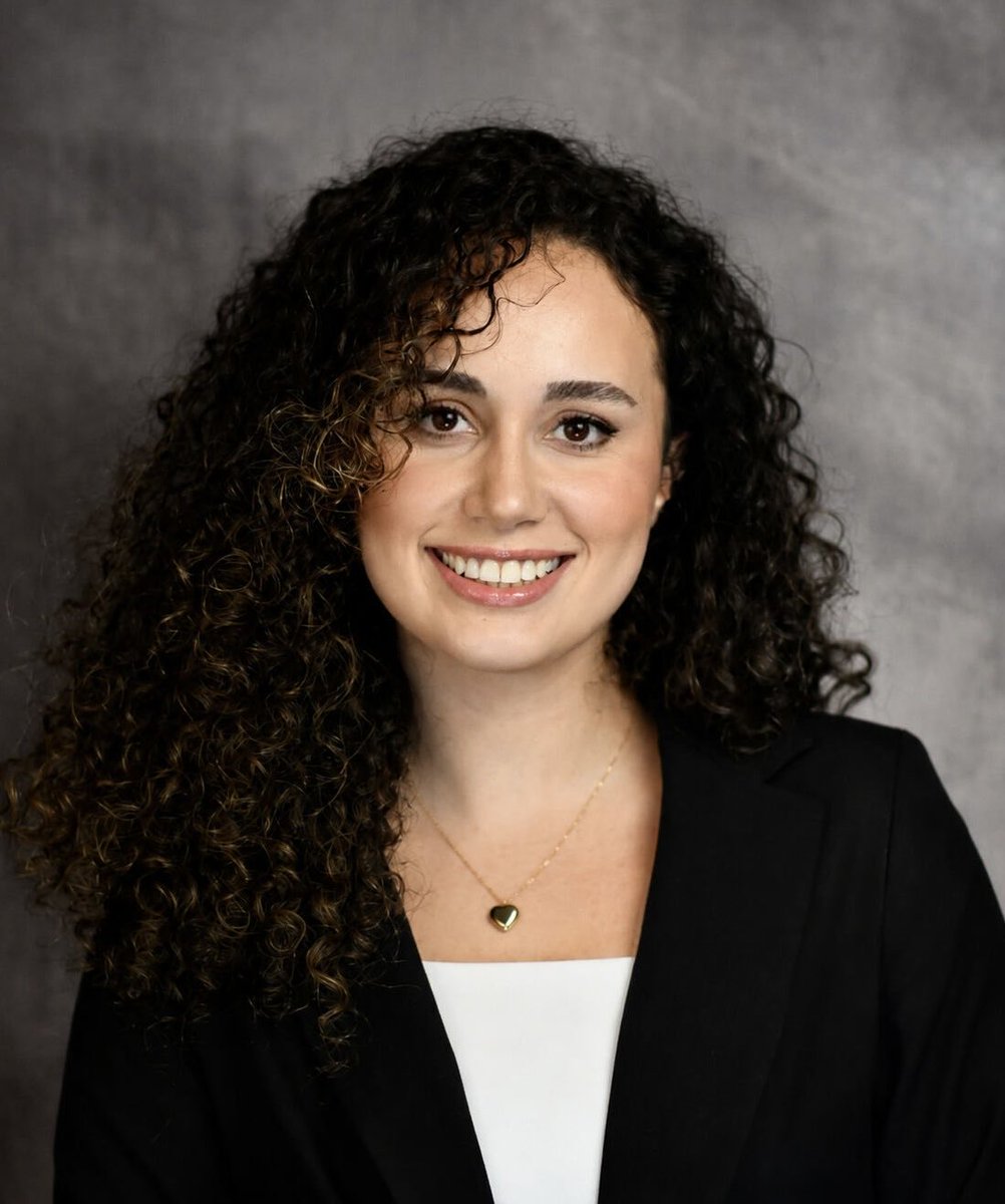 azinvkp's tweet photo. The time has come! Hi #MedTwitter!

I’m Azin, an international medical graduate and a postdoctoral research fellow in cardiovascular medicine at @PennMedicine. I’m excited to be applying to #InternalMedicine in #Match2027!

Outside of med, I enjoy reading fantasy fiction📚, playing blitz & bullet chess♟️, traveling✈️, & spending time with my two cats!🐈‍⬛🐈

Looking forward to connecting with fellow applicants & mentors this season!

AAMC ID: 16962117
#IMG #InsideTheMatch