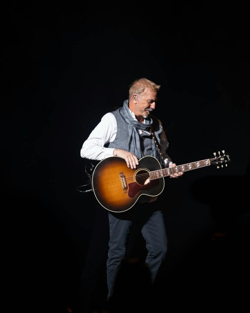 KevinMCostner8's tweet photo. Nothing beats the feeling of sharing music with a live crowd. Grateful to everyone who made this night unforgettable. There’s a special kind of magic when the lights go down and the music takes over.
#ModernWest #LiveMusic #OnStage #CountryRock #TourLife https://t.co/6rwMWxjPny