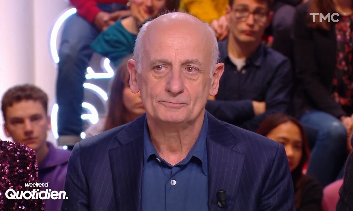 BastionMediaFR's tweet photo. 🔴🇫🇷 𝗙𝗟𝗔𝗦𝗛 𝗜𝗡𝗙𝗢 — Sarah Knafo porte plainte contre Jean-Michel Aphatie après que le journaliste l’a qualifiée de « raciste » et de « xénophobe ».

« À travers moi, il a insulté des millions de Français. On est taxé de raciste pour nous faire taire. Ce sont des méthodes staliniennes. On ne laissera plus rien passer », a-t-elle déclaré.

(Source : @TBT9_W9)