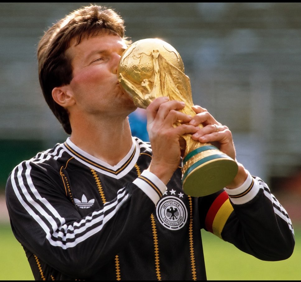 TopClass_FB's tweet photo. What if German legends from the 90s wore the current jersey ?  🤩 🇩🇪 ✨ https://t.co/NcqksgvboJ