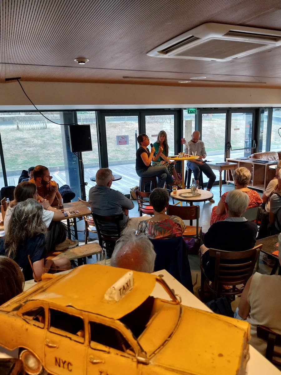 GalerneJ's tweet photo. “Va-t-on manquer d’eau en Bretagne ?”

Café des Champs Libres ce 23-09-2026 avec Pauline Pennober (Eau et Rivières de Bretagne) &amp; Ronan Abhervé (chercheur en hydrologie à l'INRAE).

Ravi d’avoir aidé à l'organisation de ce café citoyen initié par le Club de la presse de Bretagne. https://t.co/Ej3Jx5o0Bs