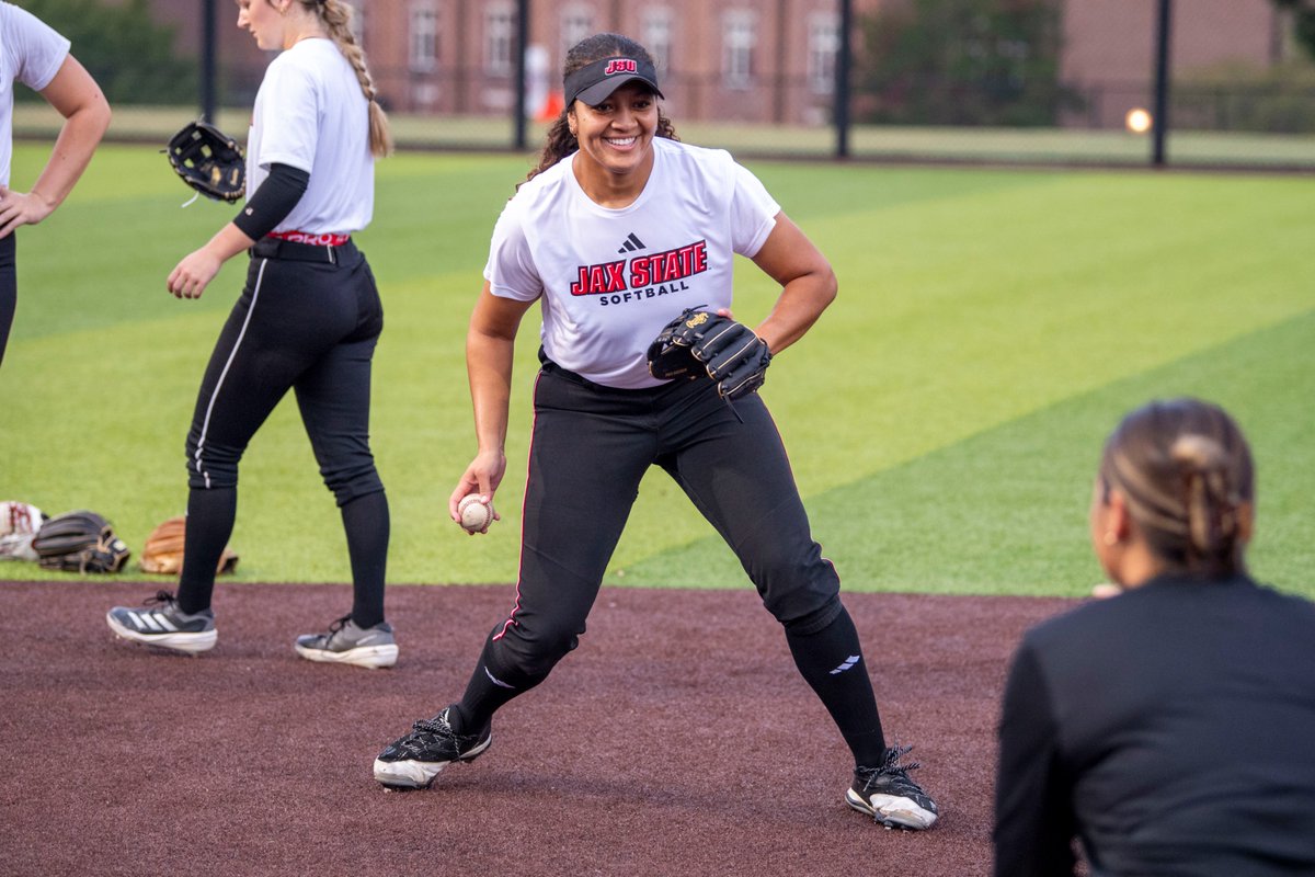 JaxStateSB's tweet photo. We're so back🥎❤️

#StayCocky🐔| #FearTheBeak👌 https://t.co/1zyKSr9xNu