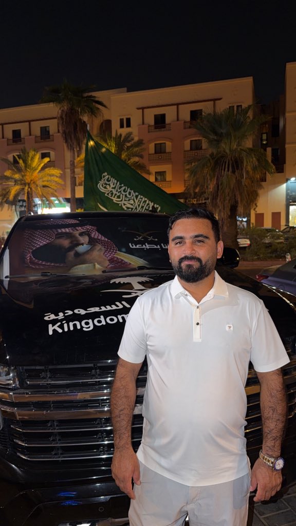 m__almasmari's tweet photo. قي يوم تاسيس السعودية ويوم المملكة
سلام للقادة وللدولة وللشعب العظيم

عبدالعزيز اللي هجد سود اليال المحلكه
عز الله انه قاد شعبه للصراط المستقيم

الف مبروك للشعب السعودي بمناسبة عيدهم الوطني 
الله يديم عليكم الامن والأمان والخير 🇸🇦
#اليوم_الوطني_السعودي_٩٦ https://t.co/WgxdIxK47L
