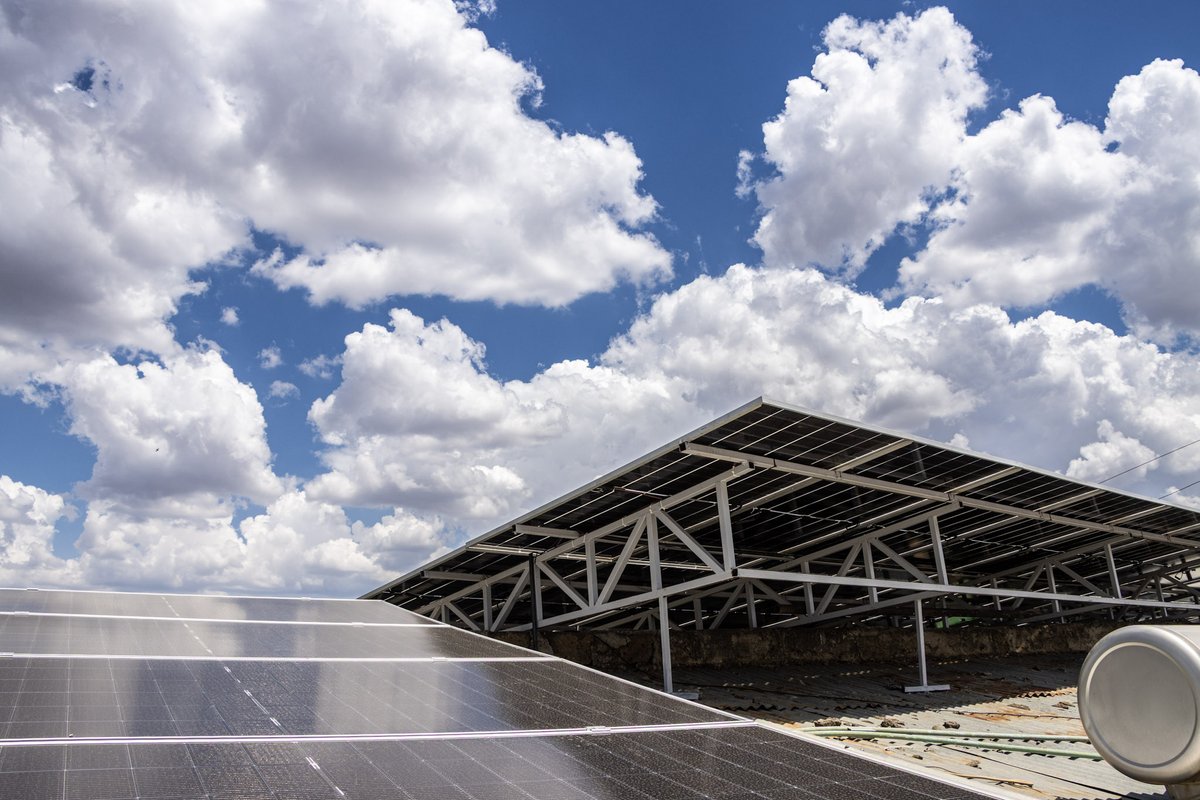 KenyaCIC's tweet photo. With solar now powering the plant, the cooperative will save on both electricity and fuel. It aims to raise its value addition to meet growing demand for its products, creating new jobs along the way. https://t.co/XL29swGilJ