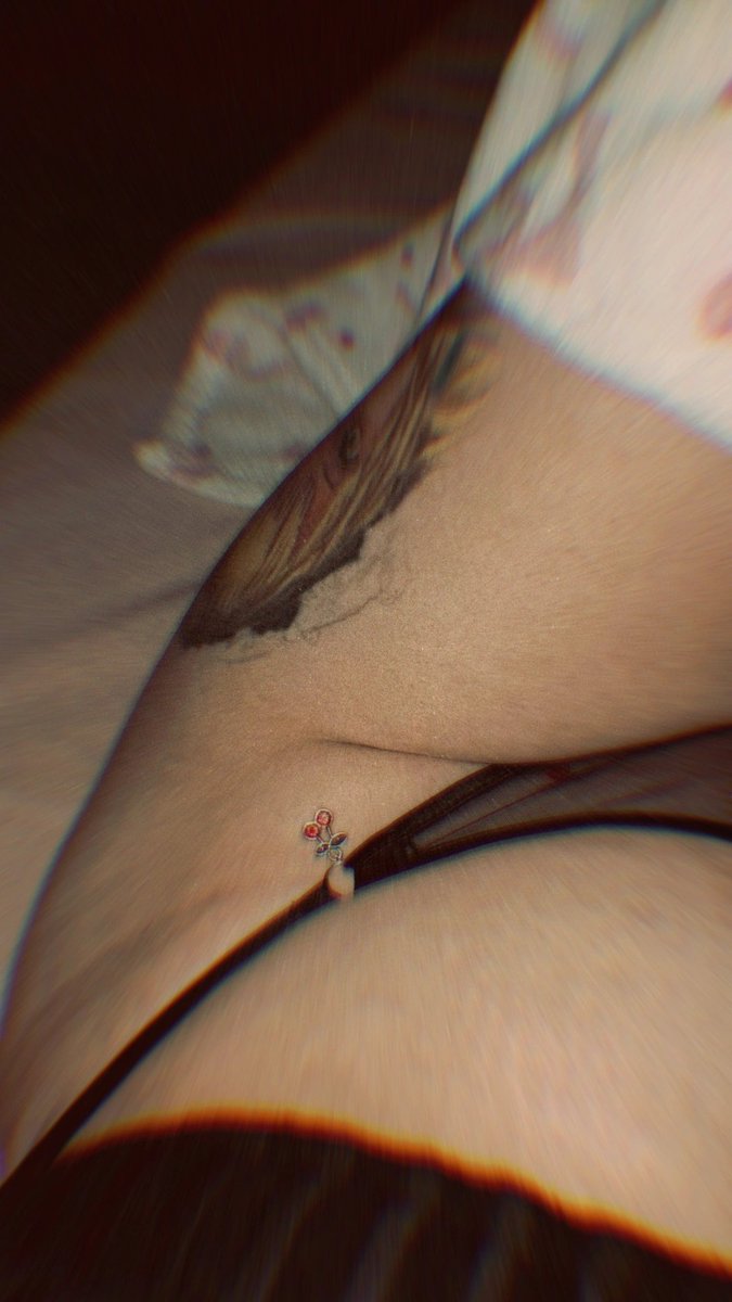 tuncike4u's tweet photo. Hii😛🍒
#cherrycookie #ice #sexy https://t.co/NMSz2YK8bh