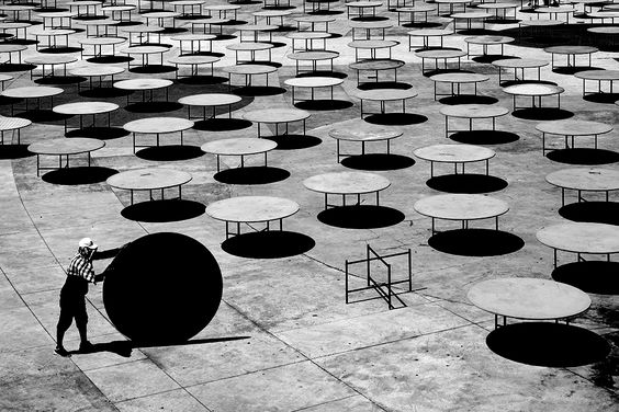 eyeonaxis's tweet photo. The missing piece, Zeytinburnu, Turkey.

Caner Başer’s striking minimalist capture of a worker setting up the final table for a massive Ramadan iftar preparation. https://t.co/0wTRmKtzlC