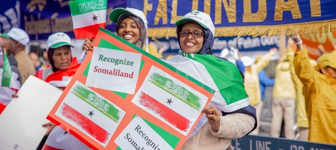 Presidencysl_'s tweet photo. In a historic show of unity, Somalilanders gathered outside the UN Headquarters in New York to reaffirm their call for full international recognition.

The landmark rally echoed Somaliland’s enduring national aspiration and long-standing pursuit of recognition. https://t.co/T88XJYwPU4