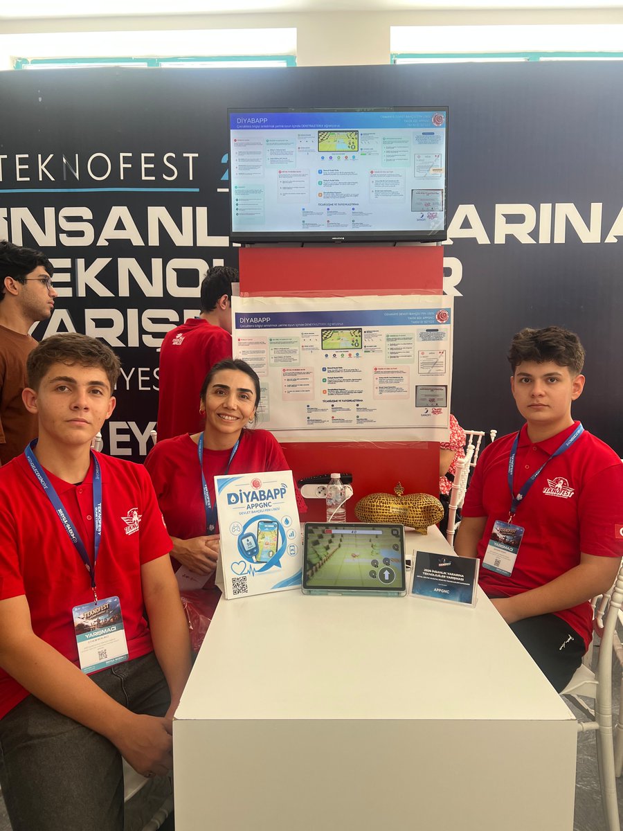 osmaniyeilmem's tweet photo. 🏆 TÜRKİYE BİRİNCİLİĞİ GURURUMUZ!

​Devlet Bahçeli Fen Lisesi öğrencilerimizin geliştirdiği ve diyabetli çocuklara eğlenceli bir eğitim deneyimi sunan DİYABAPP projesi, TEKNOFEST İnsanlık Yararına Teknolojiler Yarışması – Eğitim, Kültür ve Dijital Deneyim Kategorisi’nde TÜRKİYE BİRİNCİSİ oldu! 🥇

​İnsanlık yararına geliştirdikleri bu özel projeyle göğsümüzü kabartan APPGNC takımının değerli öğrencileri Bahadır Koşar ve Ethem Keklikci’yi, onlara rehberlik eden Bilişim Teknolojileri Öğretmenimiz Fatma ÖNAL GÖKCÜL’ü ve emeği geçen herkesi canıgönülden tebrik ederiz. 👏

​Gençlerimizin azmi ve bilimin ışığında daha nice büyük başarılara! 🚀 

@ALBAKAydn @valiserdengecti @tcmeb @teknofest
@milliteknolojih 

#OsmaniyeMEM #DevletBahçeliFenLisesi #DİYABAPP #MilliTeknolojiHamlesi #GelecekGençlerin #TürkiyeBirincisi #EğitimleYükselenOsmaniye