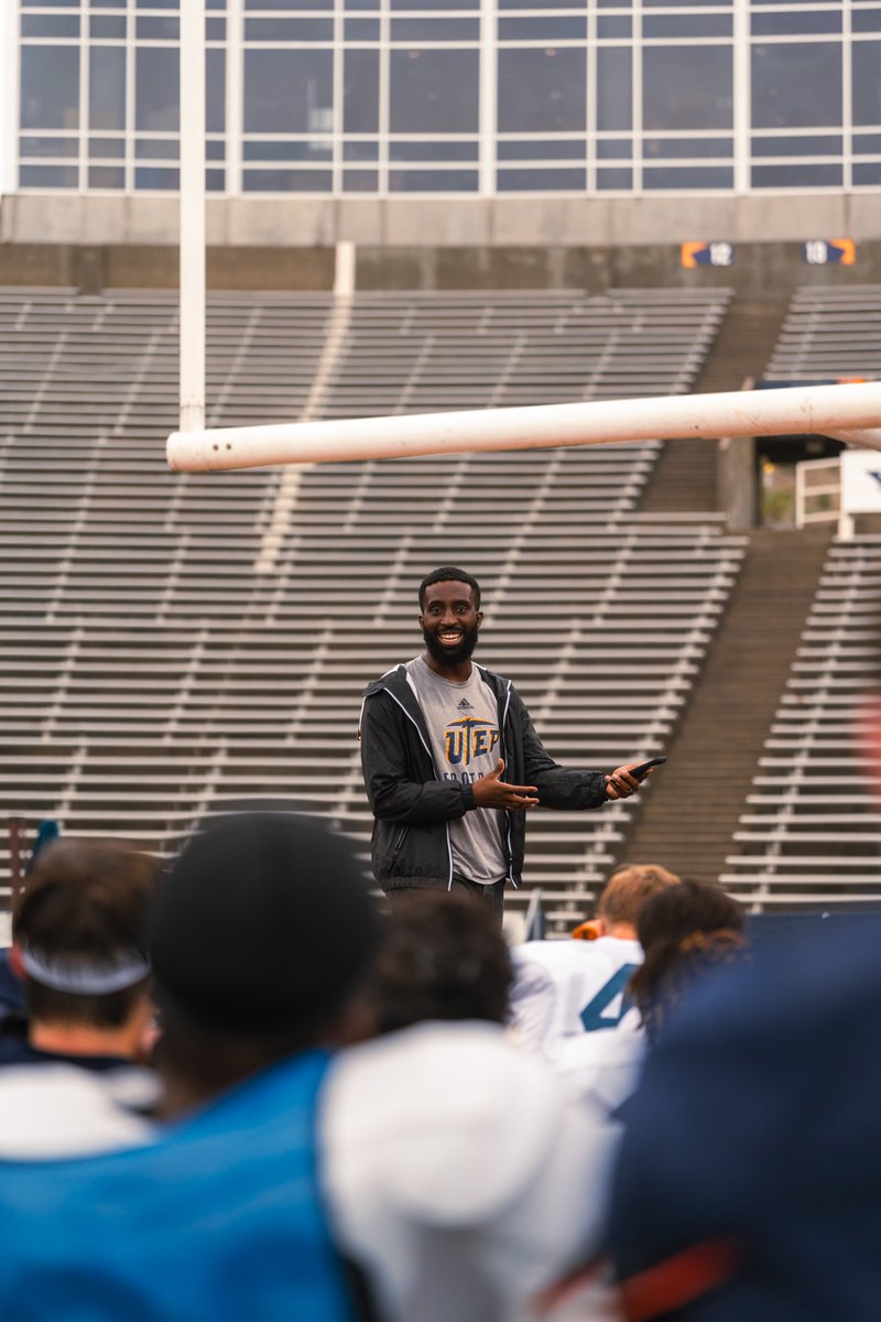 utepfbrecruit's tweet photo. Thank you Emmy Orioha for leading Miner Development today!
#PicksUp | #UnityIsTheSecret https://t.co/a04ljck762