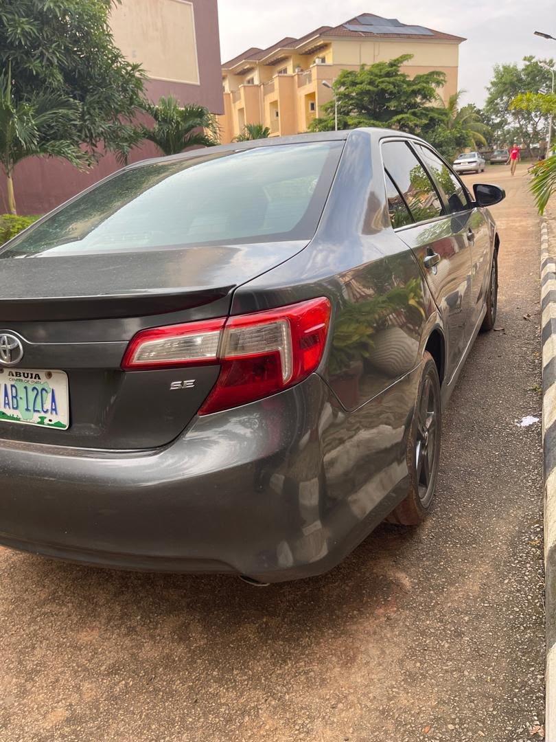 Hazblinkz's tweet photo. 🚨 DISTRESS SALE 🚨

🚘 2012 TOYOTA CAMRY AVAILABLE 

✅ Not registered
✅ Untampered engine and gear
✅ AC working perfectly
✅ Sound condition

💰 PRICE: ₦9 MILLION

🔥 Serious buyers only. Don't miss out on this opportunity. 

Call 07035820932 📞 
📩 DM for more details.FCT🇳🇬 https://t.co/51zV3zGgPj