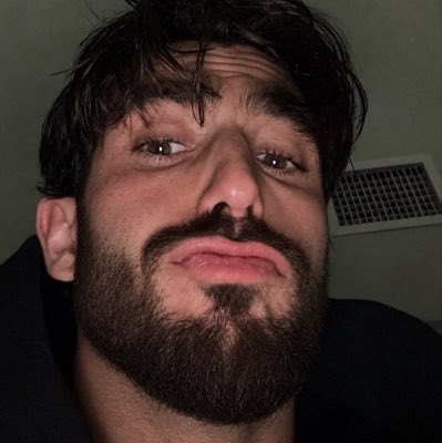 fourbiddxn's tweet photo. #NovaFotoDePerfil https://t.co/lyDJgn8RzM