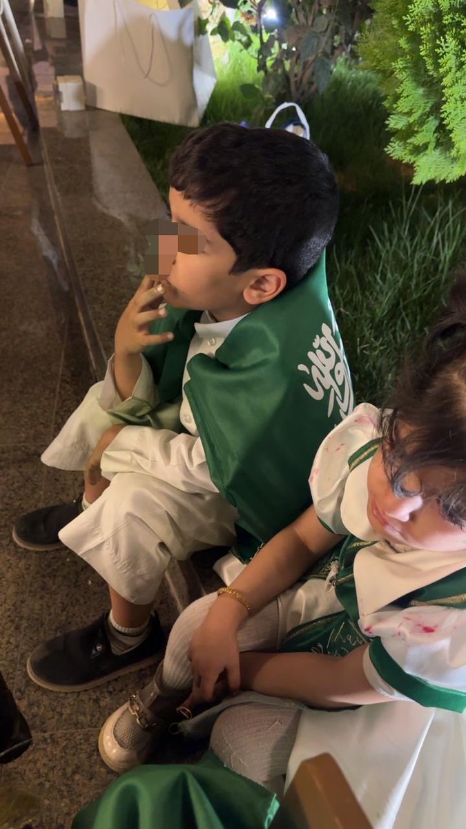 8xuill_'s tweet photo. دُمت يا وطَني مُتفردًا بالعَطَاء 
  مُتَنعمًا با لأمنِ و الرَّخَاء 
  شَامِخًا بالمَجدِ والعِزَّة 
     🤍⚔️🌴🇸🇦 https://t.co/fEQhIvxein