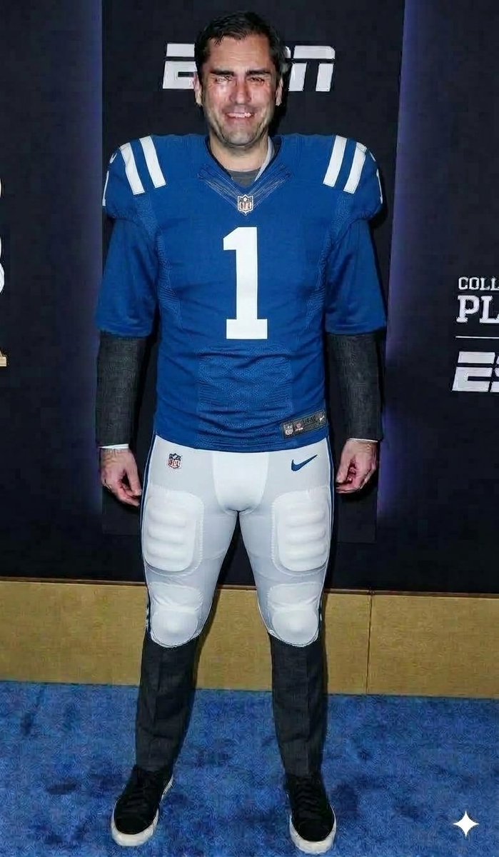 lastcoupe's tweet photo. We NEED this on College gameday! Make it happen! 
@tyschmit @BostonConnr https://t.co/NJUs86L0dJ