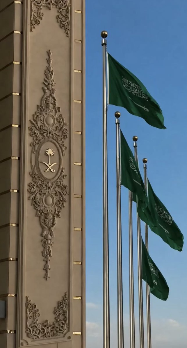 aassf78's tweet photo. سته وتسعون عاماً من المجد والعز والازدهار كل عام والسعودية قيادتاً وشعباً بألف خير وأمان وازدهار 🇸🇦

#اليوم_الوطني_السعودي_٩٦ https://t.co/VMWLQAmHRO