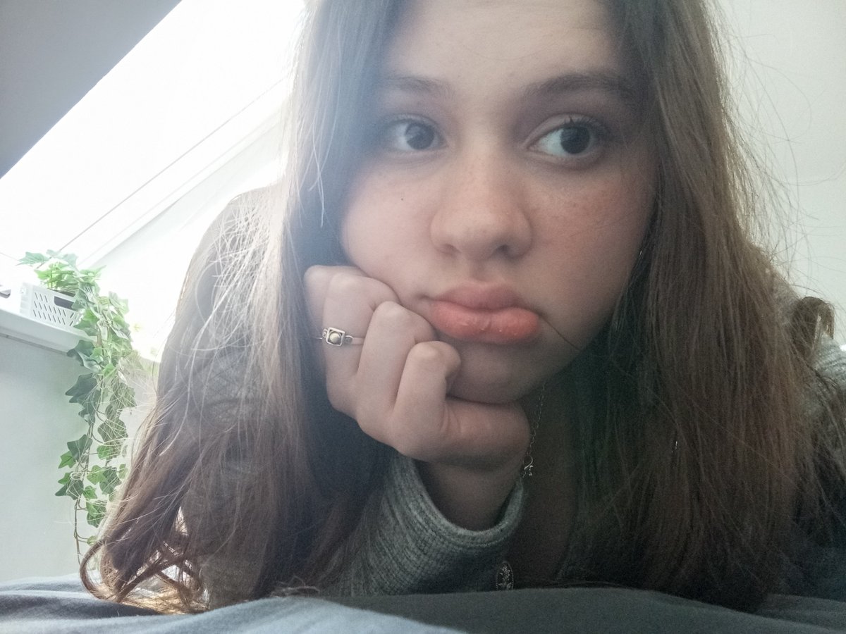 jilywarrior's tweet photo. still sick but took pretty pictures so face reveal idc if It's too fast i couldn't post them on ig. https://t.co/8B3Ez3254o